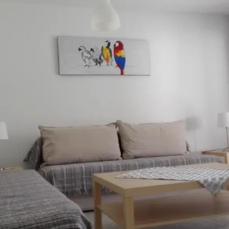 Ferienhaus In Mit Garten, Terrasse Und Gemeinschaftlichem Pool Vakantiehuis